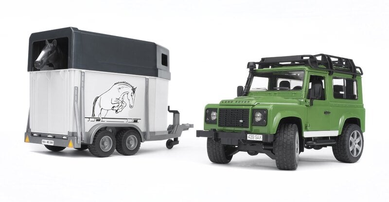 Bruder Land Rover Defender apvidus auto ar zirgu piekabi